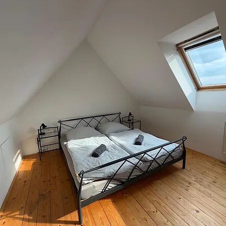 Nocleharna Na Stodole Appartement Zdarky