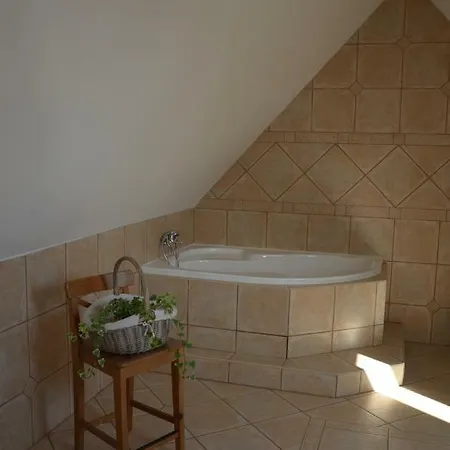 Nocleharna Na Stodole Apartament